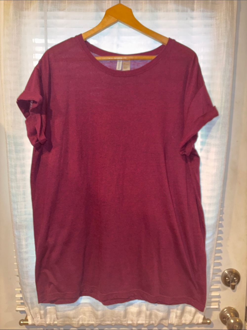 H&M Women's Short-Sleeve Tee in Berry Plum